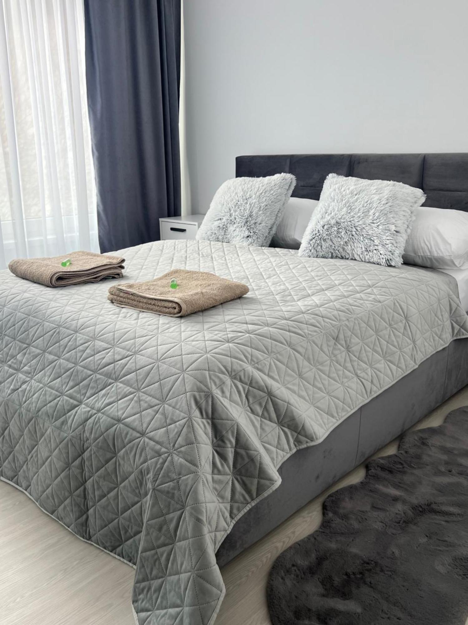 Skau Piano Family & Business Apartment Free Parking Братислава Экстерьер фото